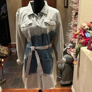 Adorable blue & white Jean Dress. Long sleeves w/4 pockets in front & tie belt.